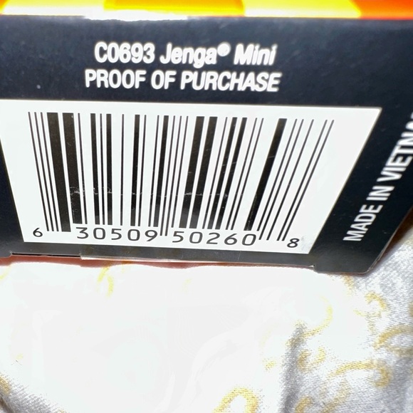 Jenga portable game ages 6+ NWOT - Picture 4 of 12